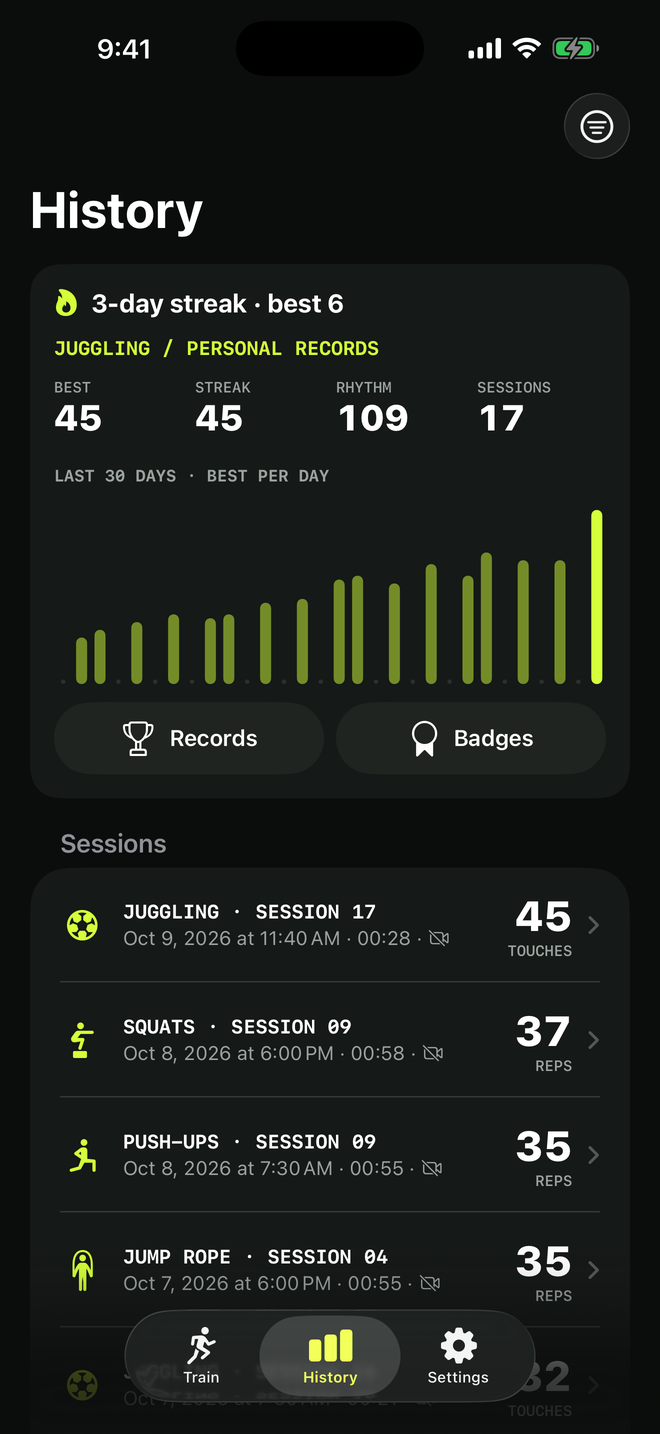 History with a 3-day streak, personal records and a 30-day chart of best counts, above a list of sessions
